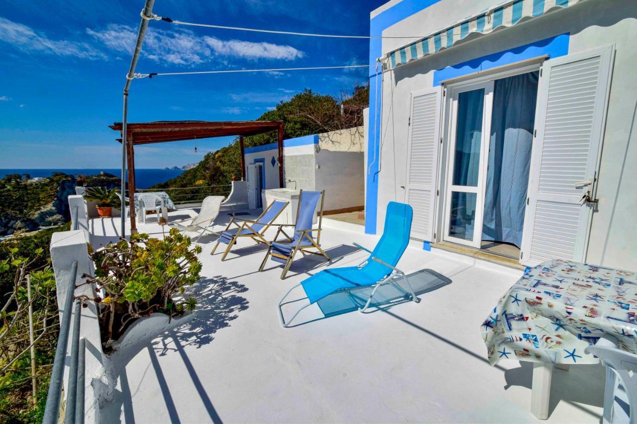 Solemareponza Casa Bougainvillea ภายนอก รูปภาพ