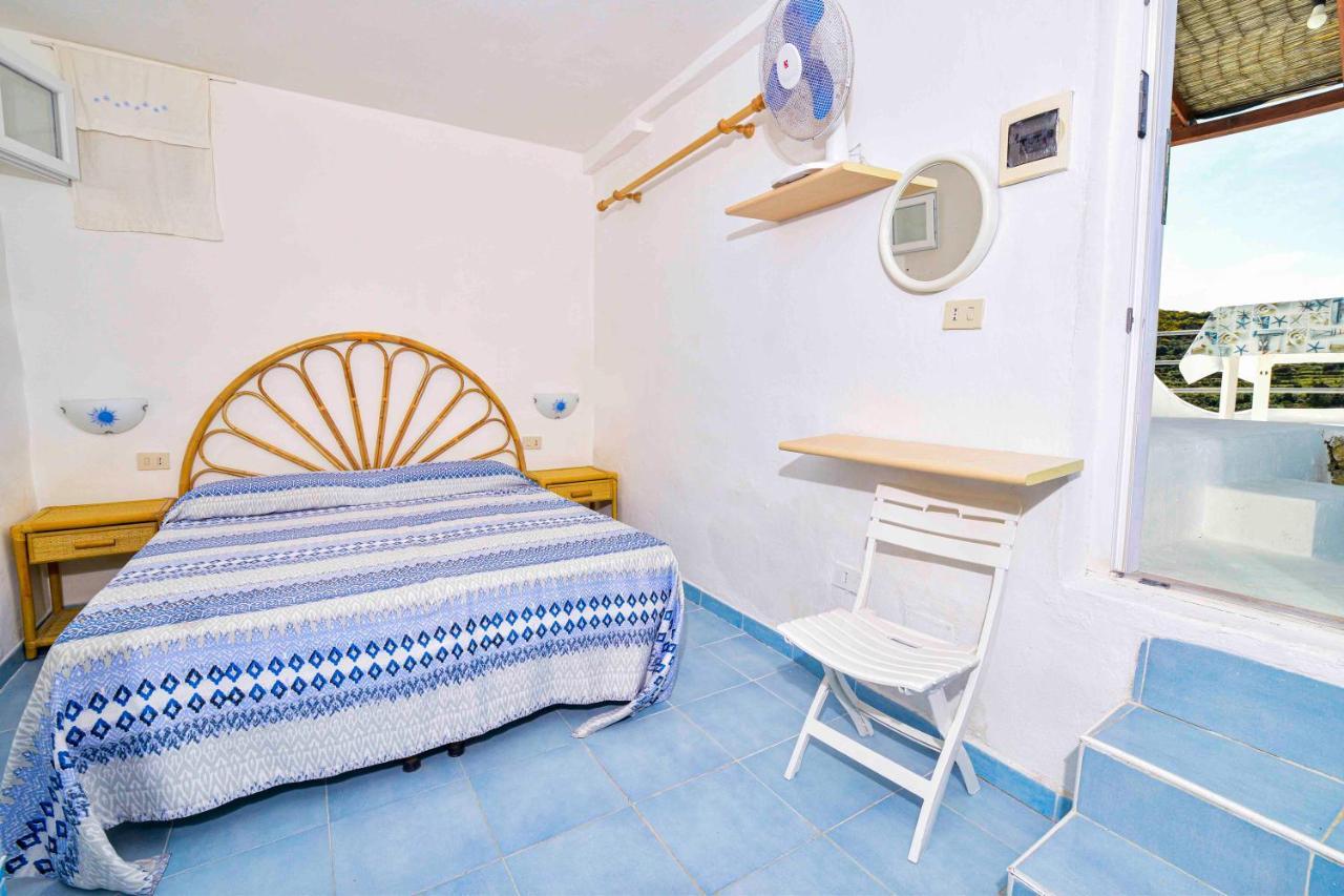 Solemareponza Casa Bougainvillea ภายนอก รูปภาพ