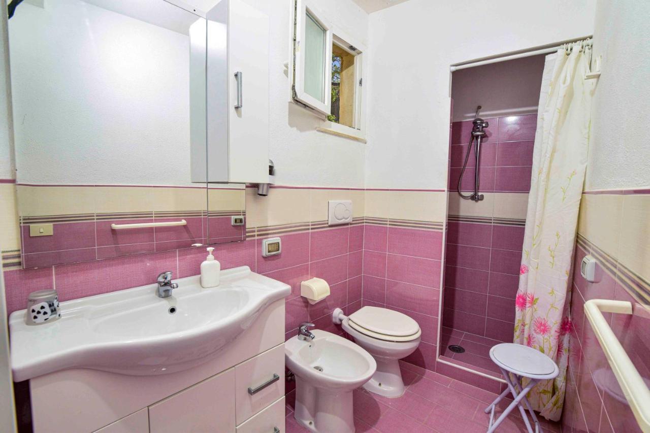 Solemareponza Casa Bougainvillea ภายนอก รูปภาพ